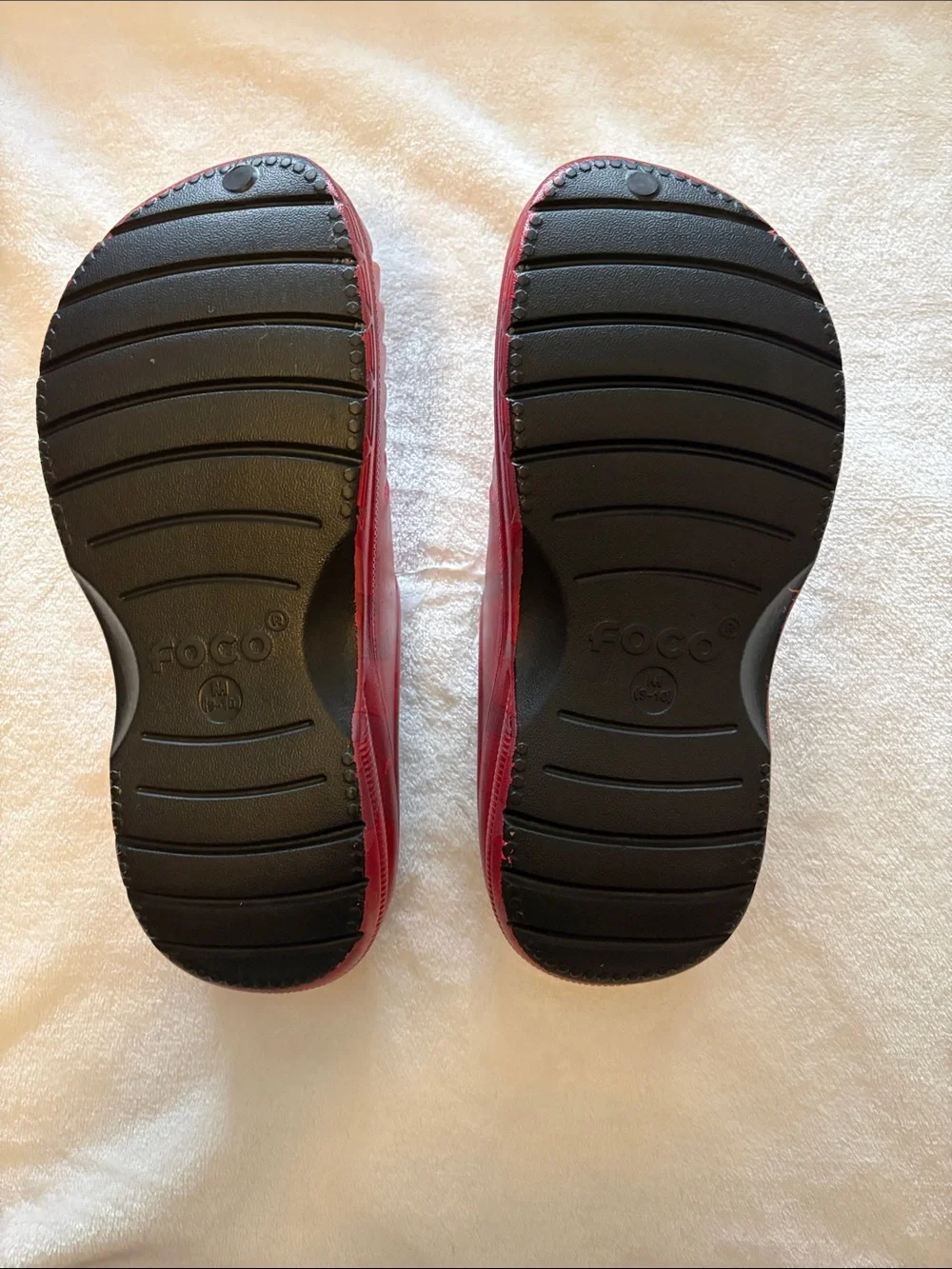 Foco comfortable red